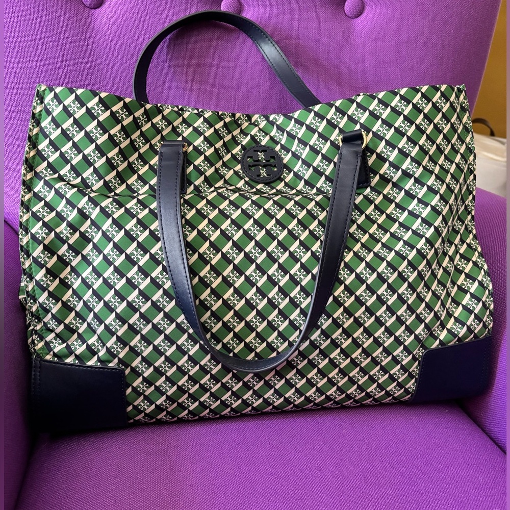 Tory Burch Women's Ella Nylon Printed